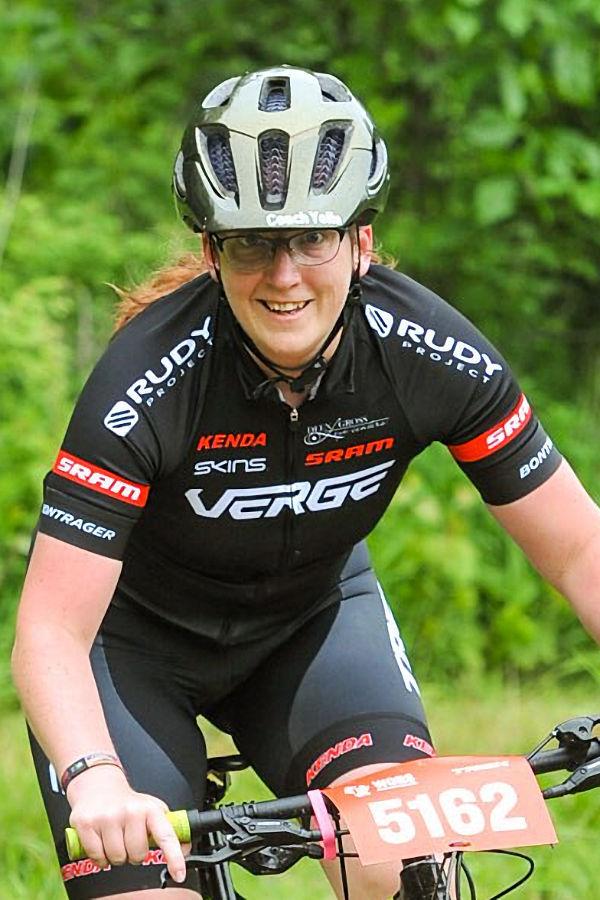 Headshot of Daniela Gazibara